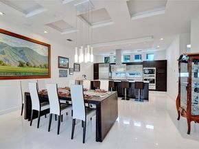 2725 NE 1st St, Pompano Beach FL 33062