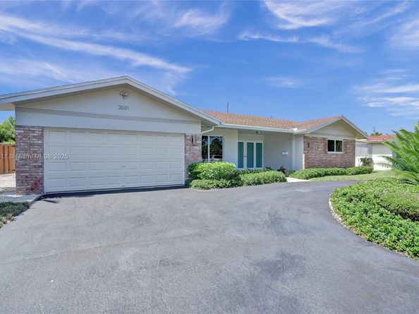 2031 NE 62nd St, Fort Lauderdale FL 33308