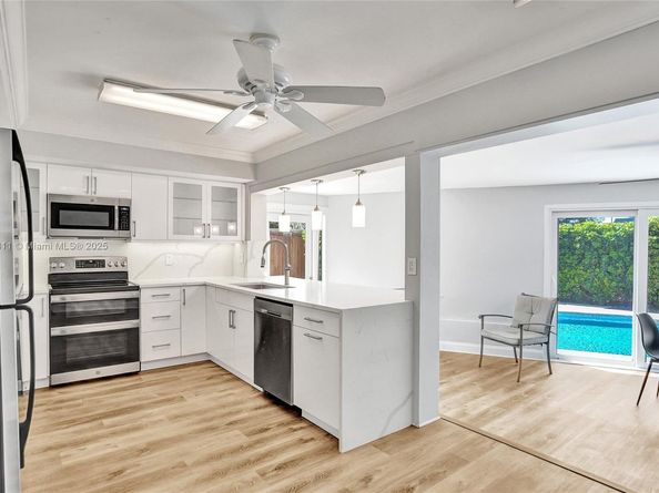 2031 NE 62nd St, Fort Lauderdale FL 33308