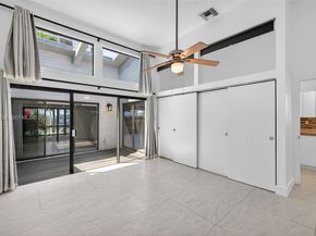 2619 S Parkview Dr, Hallandale Beach FL 33009