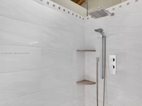 2619 S Parkview Dr, Hallandale Beach FL 33009