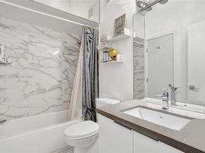2619 S Parkview Dr, Hallandale Beach FL 33009