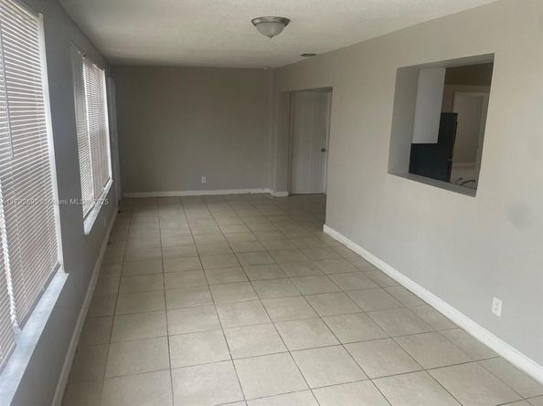 7740 Shalimar St, Miramar FL 33023
