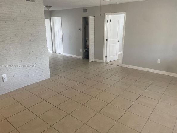 7740 Shalimar St, Miramar FL 33023
