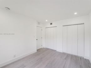 3056 NE 14th Ave, Oakland Park FL 33334