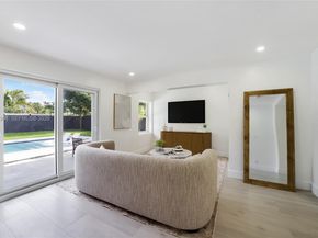 3056 NE 14th Ave, Oakland Park FL 33334