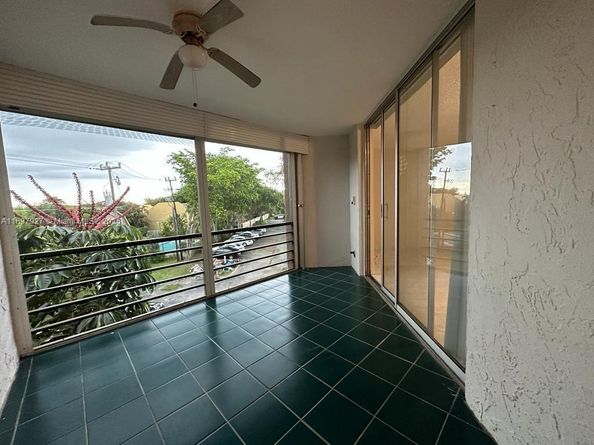 3100 N Pine Island Rd 310, Sunrise FL 33351