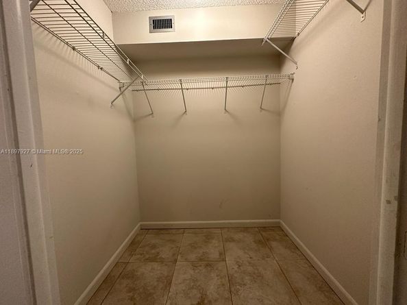 3100 N Pine Island Rd 310, Sunrise FL 33351