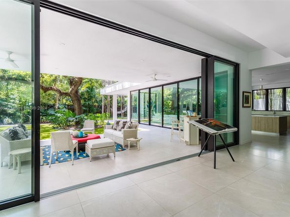 3470 Poinciana Ave, Coconut Grove FL 33133