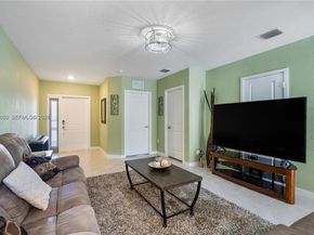 495 NE 5th Ln, Florida City FL 33034