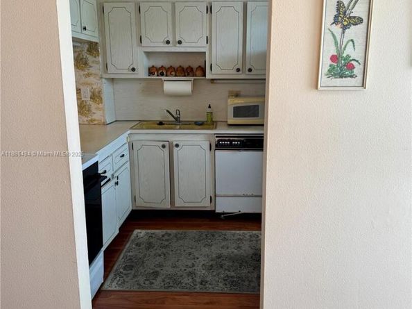 9810 Marina Blvd 1124, Boca Raton FL 33428