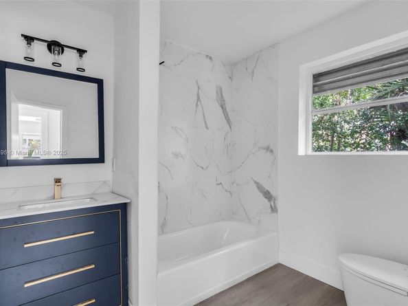 6831 Greene St, Hollywood FL 33024