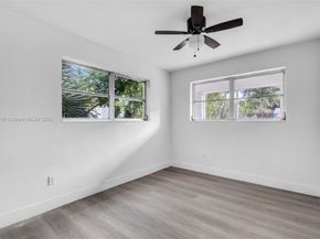 6831 Greene St, Hollywood FL 33024