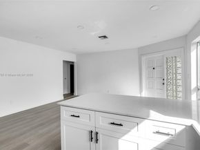 6831 Greene St, Hollywood FL 33024