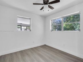 6831 Greene St, Hollywood FL 33024