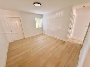 2373 NW 61st St, Miami FL 33142