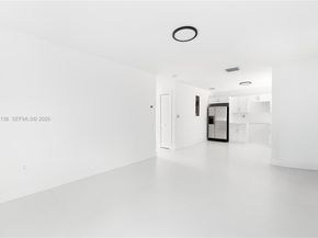 2373 NW 61st St, Miami FL 33142