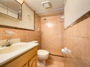 2367 SW 23rd Ter, Miami FL 33145