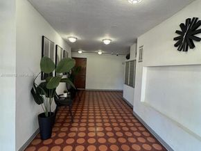 7801 NE 4th Ct 516, Miami FL 33138