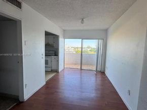 7801 NE 4th Ct 516, Miami FL 33138