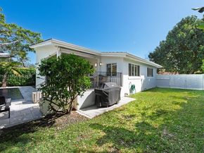 717 Benevento Ave, Coral Gables FL 33146