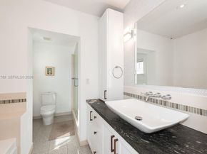717 Benevento Ave, Coral Gables FL 33146