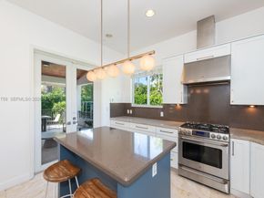 717 Benevento Ave, Coral Gables FL 33146