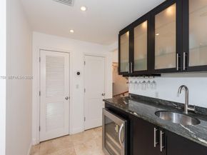 717 Benevento Ave, Coral Gables FL 33146