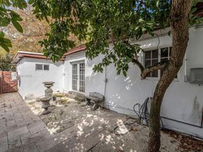 4220 SW 13th St, Miami FL 33134