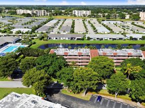 24 Abbey Ln 201, Delray Beach FL 33446