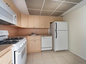 2030 S Ocean Dr 1002, Hallandale Beach FL 33009