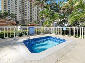 2030 S Ocean Dr 1002, Hallandale Beach FL 33009