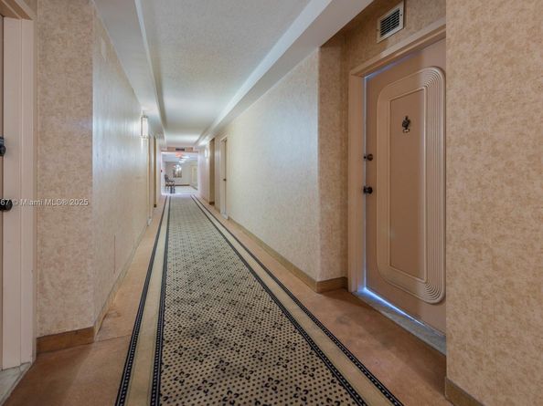 2030 S Ocean Dr 1002, Hallandale Beach FL 33009