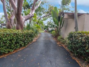 10260 SW 128th St, Miami FL 33176