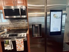 8564 SW 15th Ct, Davie FL 33324