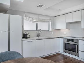 245 Michigan Ave LP4, Miami Beach FL 33139