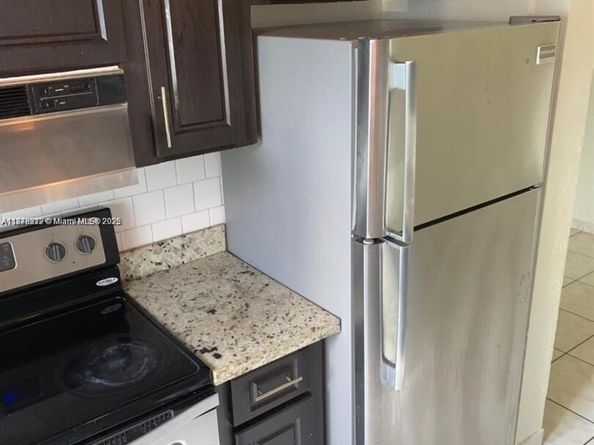 1850 Arthur St 2, Hollywood FL 33020