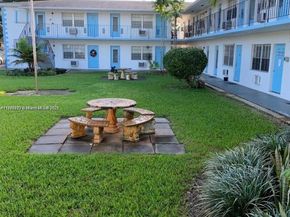 1850 Arthur St 2, Hollywood FL 33020
