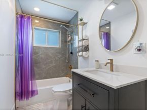 9849 SW 222nd Ter, Cutler Bay FL 33190