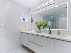 9849 SW 222nd Ter, Cutler Bay FL 33190