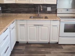 1402 NW 80th Ave 205, Margate FL 33063