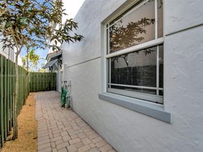 1110 SE 4th Ave, Fort Lauderdale FL 33316