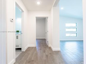 404 NW 15th Ave, Pompano Beach FL 33069