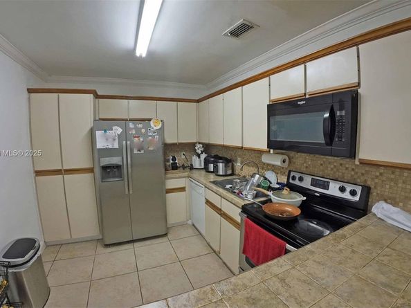 8301 SW 38th St, Miami FL 33155