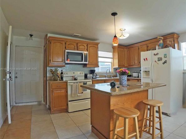 8301 SW 38th St, Miami FL 33155