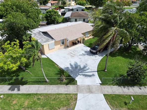 8301 SW 38th St, Miami FL 33155