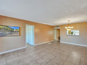 901 Colony Point Cir 511, Pembroke Pines FL 33026