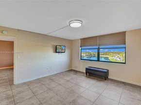 901 Colony Point Cir 511, Pembroke Pines FL 33026