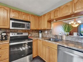 901 Colony Point Cir 511, Pembroke Pines FL 33026