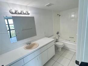 11780 SW 18th St 5282, Miami FL 33175